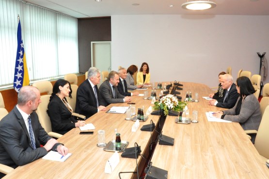Članovi Kolegija Doma naroda Parlamentarne skupštine BiH razgovarali sa zamjenikom visokog predstavnika i supervizorom za Brčko Distrikt 